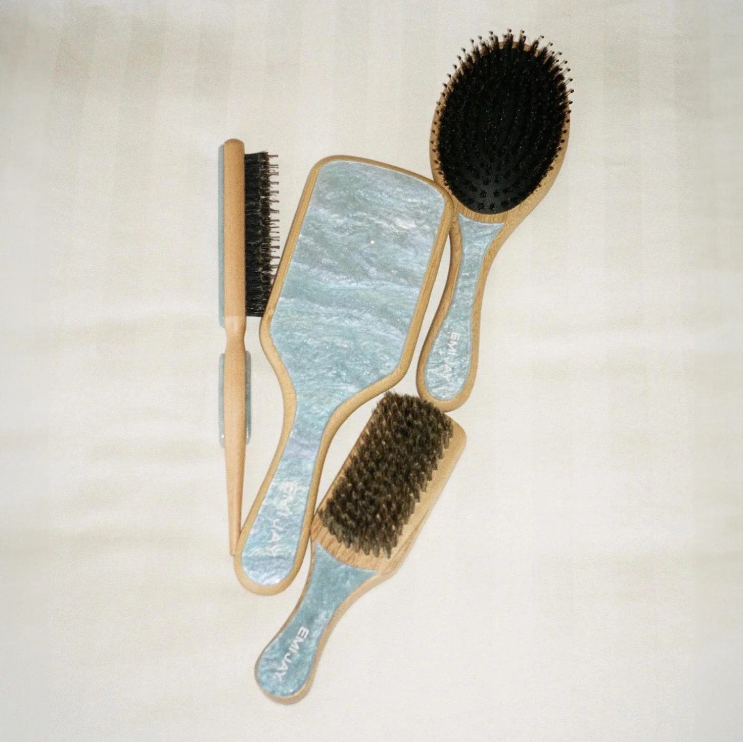 Bamboo Paddle Brush in Blue Sugar - Image 3