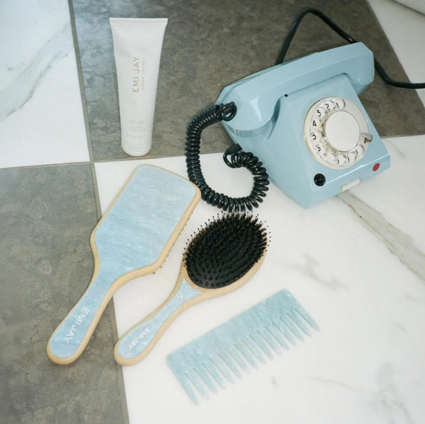 Flat Brush in Blue Sugar - Image 3