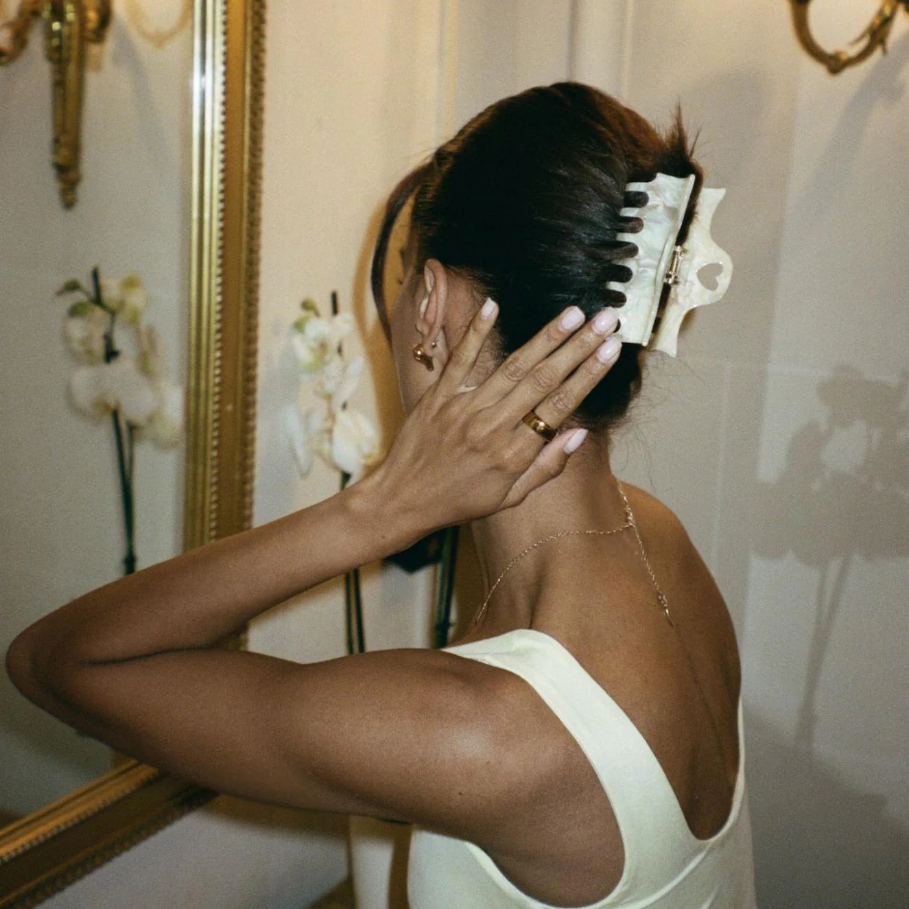 Heartbreaker Clip in Chantilly - Image 5